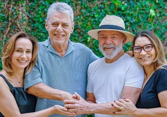 Lula e Janja recebem visita de Chico Buarque e Carol Proner em SP