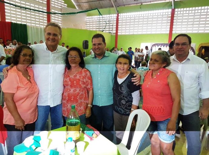 Prefeitura de Coité do Nóia realiza festa em comemoração ao dia do agricultor
