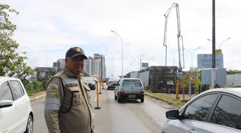 Trânsito é bloqueado na ponte sobre Rio Poxim em Aracaju até quinta-feira