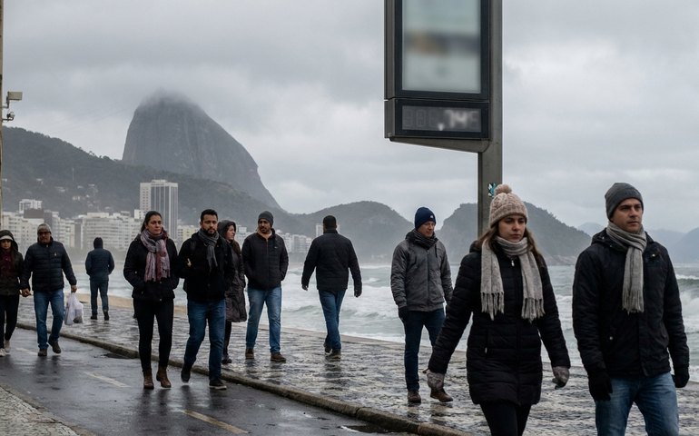 Frente fria: semana começa gelada e com chuva intensa pelo País; veja previsão