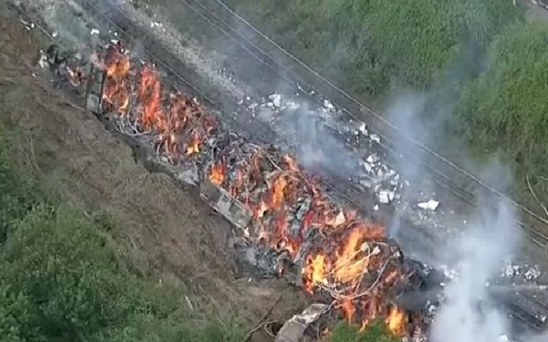 Saques, incêndio e mortes: trens de carga viram alvo de criminosos em SP