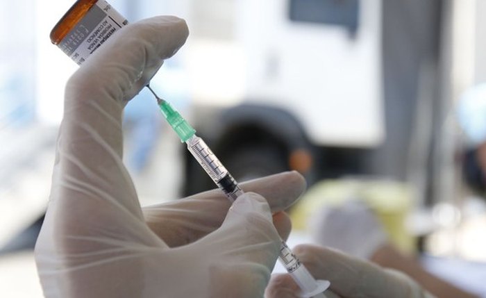 Rússia anuncia que vai aprovar vacina para covid-19 já neste mês de agosto