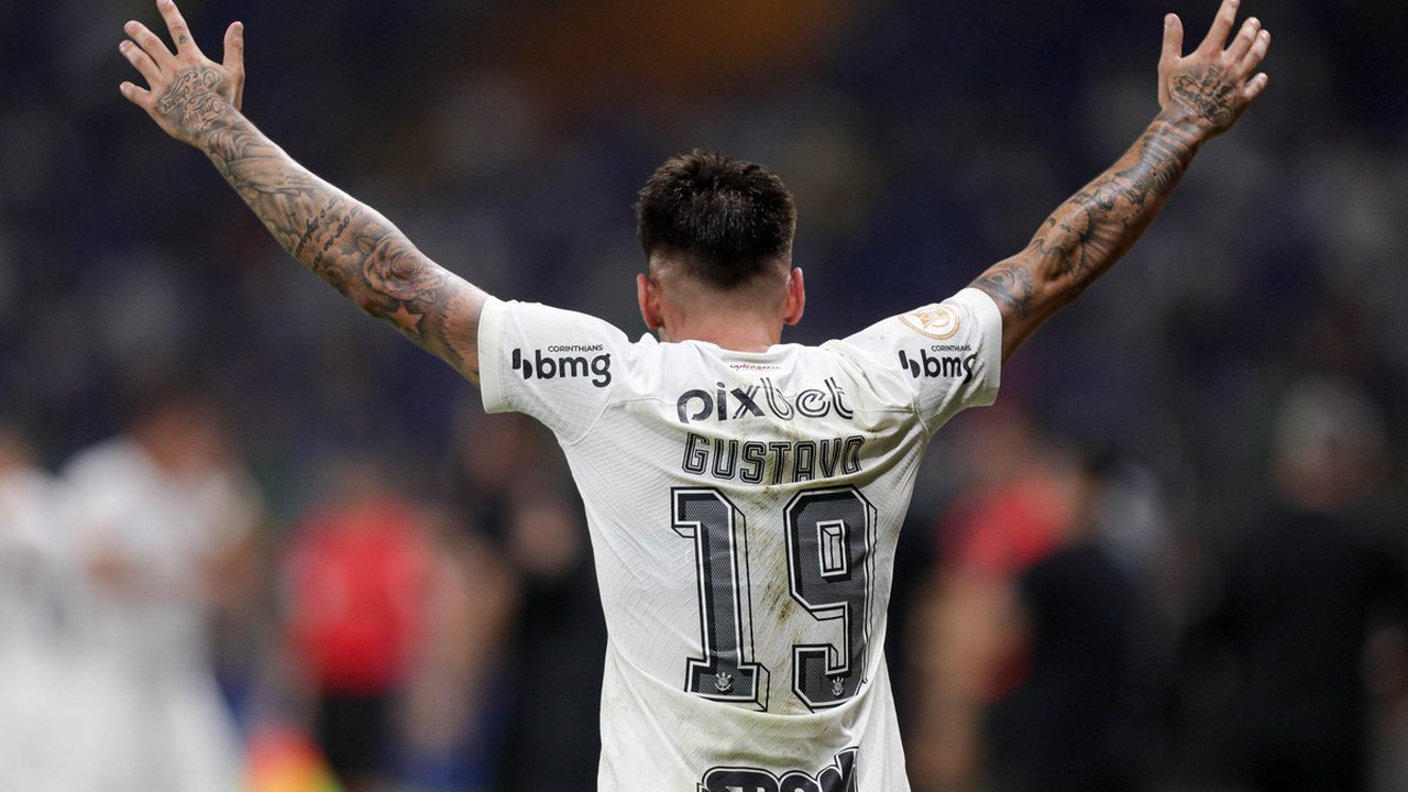 Corinthians esbarra em forte defesa, mas arranca empate com o Cruzeiro nos acréscimos