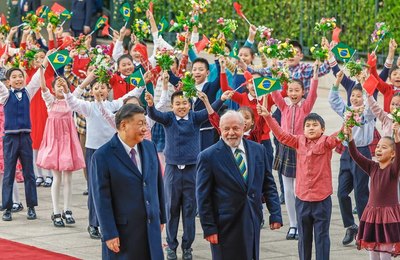 Presidente Lula se reúne com o presidente da China, Xi Jinping, em Pequim