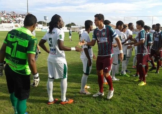 CSE perde pro Murici e se complica para jogo final do returno