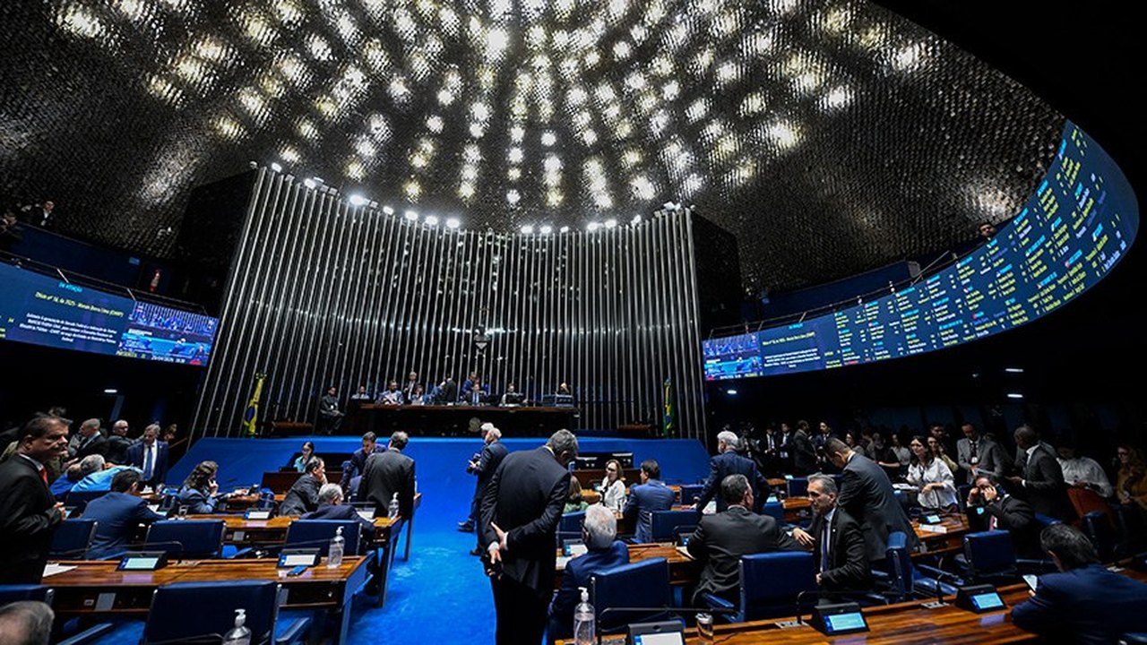Fim da escala 6x1: Senado começa a debater PEC nesta semana