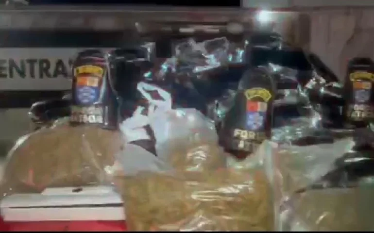 Homem é preso com R$ 400 mil em maconha armazenada dentro de casa em Marechal Deodoro