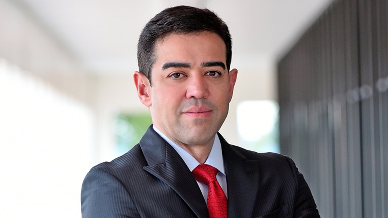 Bruno Dantas oficializa saída do TCU e Pacheco é favorito para vaga