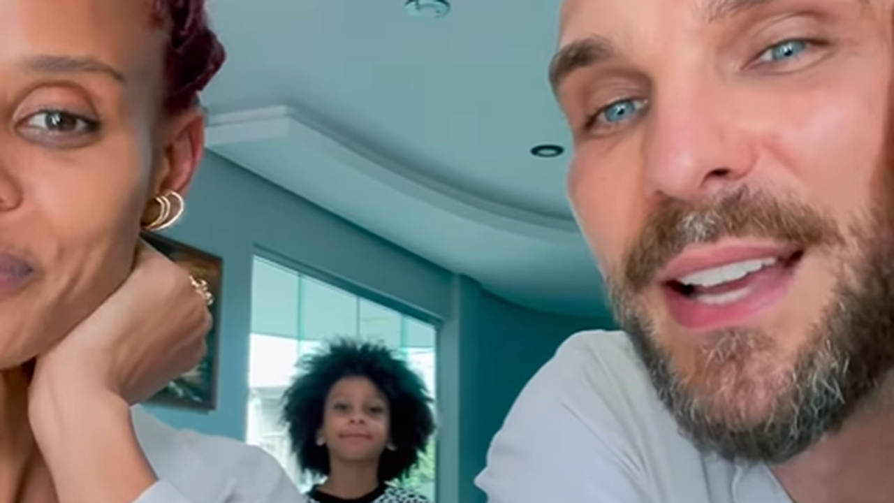 Igor Rickli celebra trabalho na mesma novela que o filho Antônio: 'Ele é um talento'