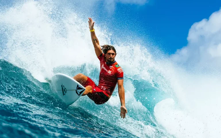 Chumbinho volta ao circuito mundial de surfe como convidado para a etapa de El Salvador