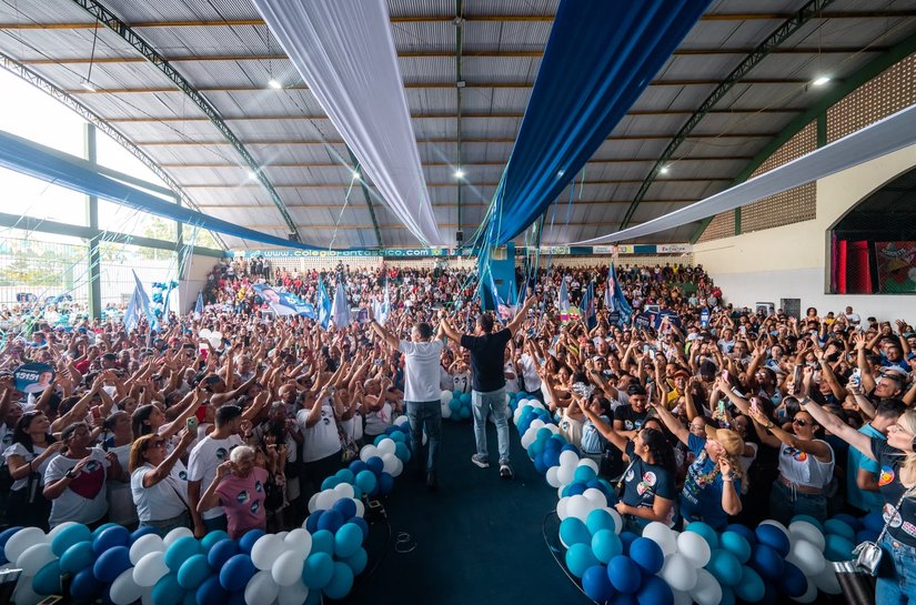 Alexandre Ayres reúne mais de 4 mil pessoas em lançamento de campanha em Maceió