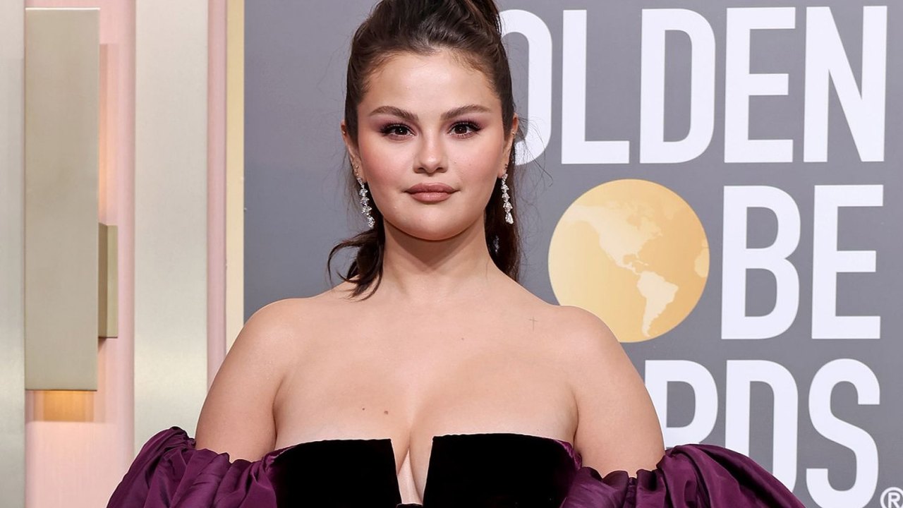 ‘Não sou modelo’, diz Selena Gomez, rebatendo comentários sobre ganho de peso