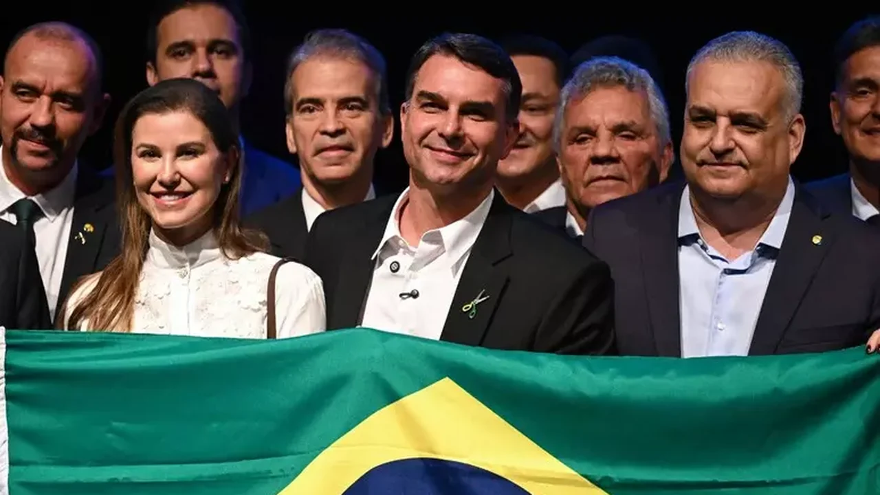 Kassab diz que chance de Flávio Bolsonaro vencer eleição é 'zero'