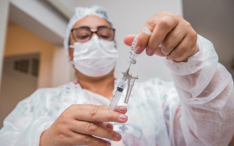 Saúde define nova estratégia para aplicação das vacinas Tríplice Viral e Hepatite B