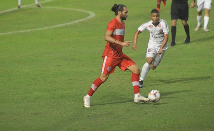 CRB vence a segunda partida seguida em casa pela Série B e ocupa a quarta colocação