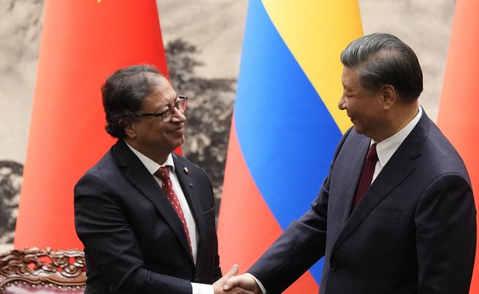 Colômbia anuncia adesão à iniciativa comercial Cinturão e Rota e amplia parceria com China Colômbia anuncia adesão à iniciativa comercial Cinturão e Rota e amplia parceria com China