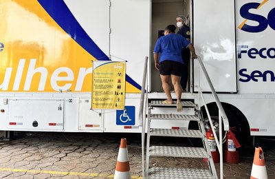 Sesc atende mulheres da Vila Emater com exames de mamografia e citologia