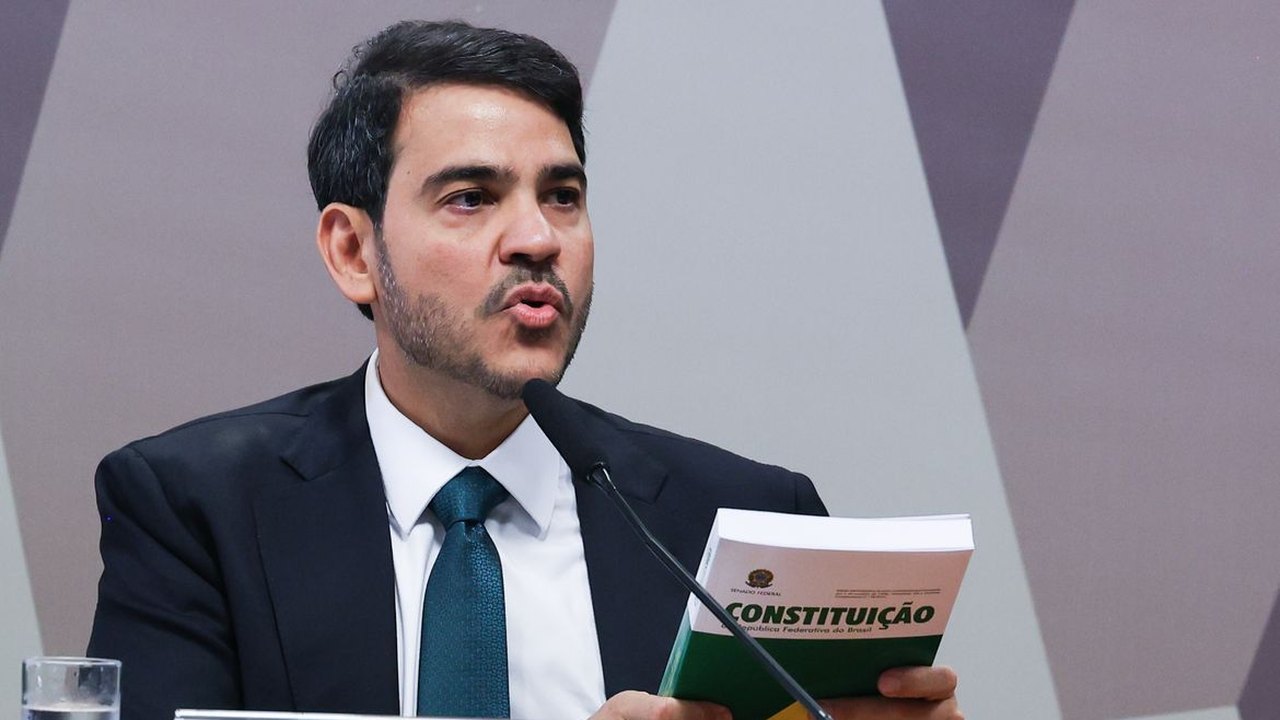 Messias defende autocontenção do STF em pautas polêmicas