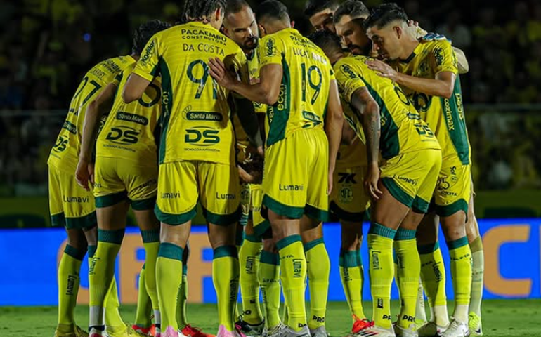 Efetivo, Mirassol decide no primeiro tempo, vence o Ceará e amplia sequência no Brasileirão