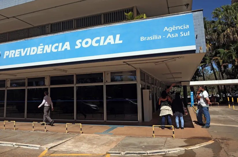 Câmara: oposição protocola pedido de CPI sobre fraude no INSS