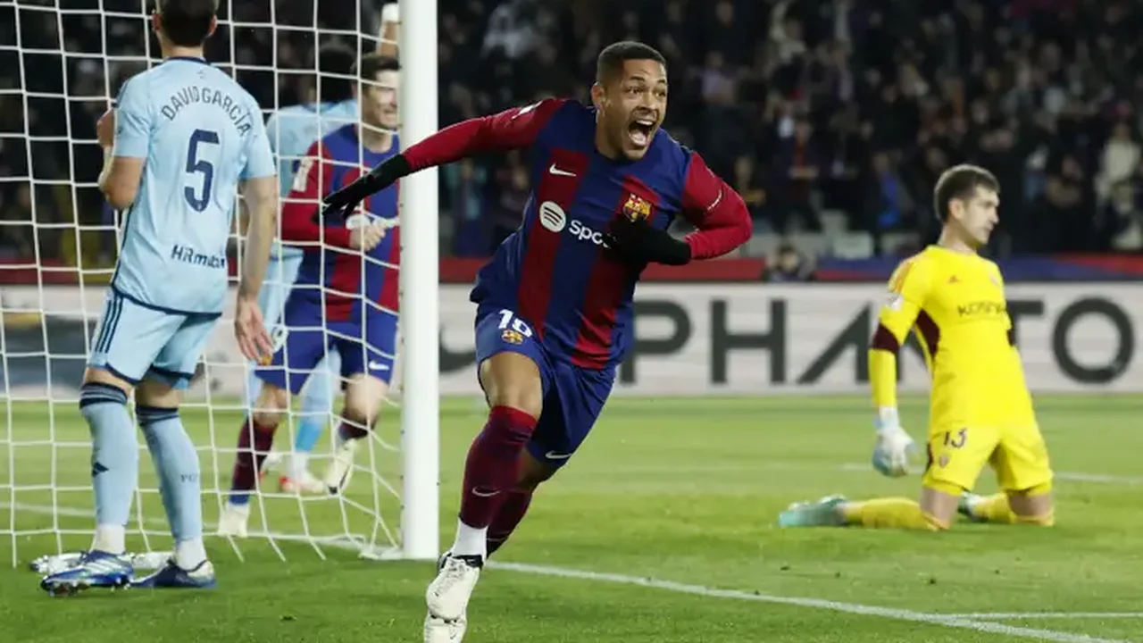 Vitor Roque tem suspensão mantida e desfalca o Barcelona diante do Granada, no Espanhol