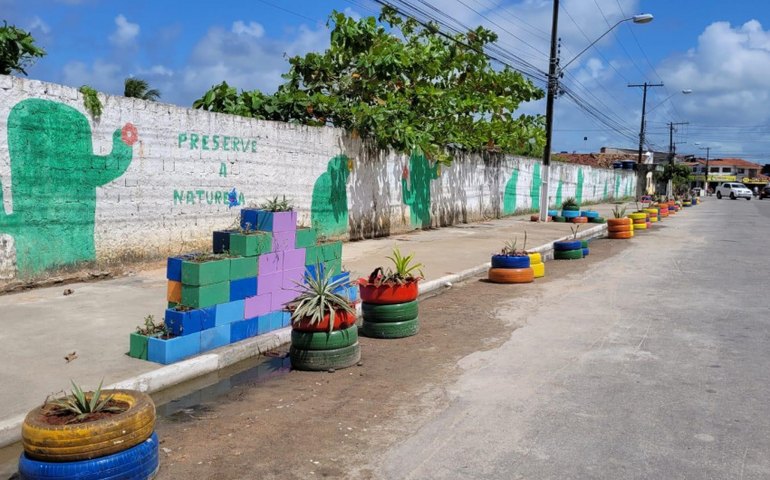 Desenvolvimento Sustentável realiza manutenção em pontos revitalizados na capital