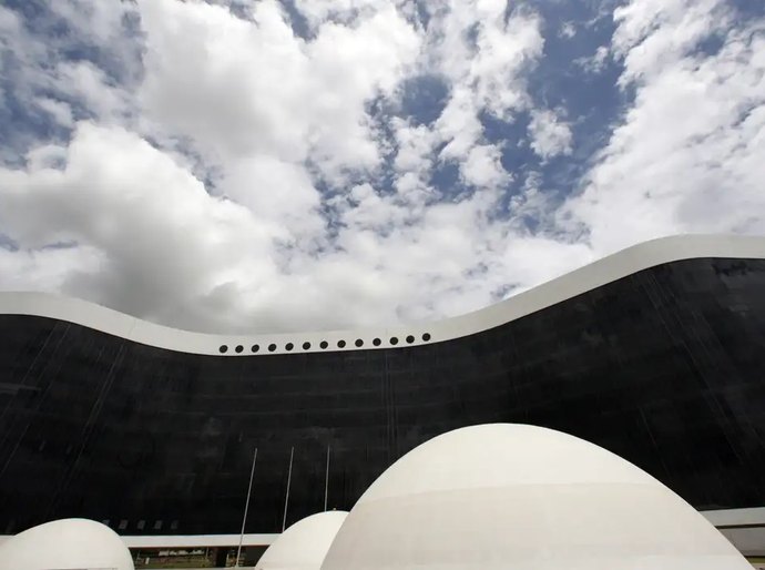 São Paulo tem mais mulheres do que homens aptos a votar