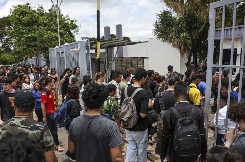 Mais de 5,3 milhões de pessoas já se inscreveram no Enem deste ano