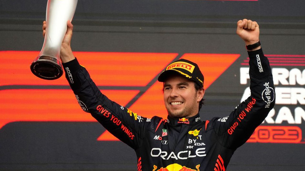 Pérez e Verstappen deixam Leclerc para trás e fazem 3ª dobradinha da Red Bull na temporada