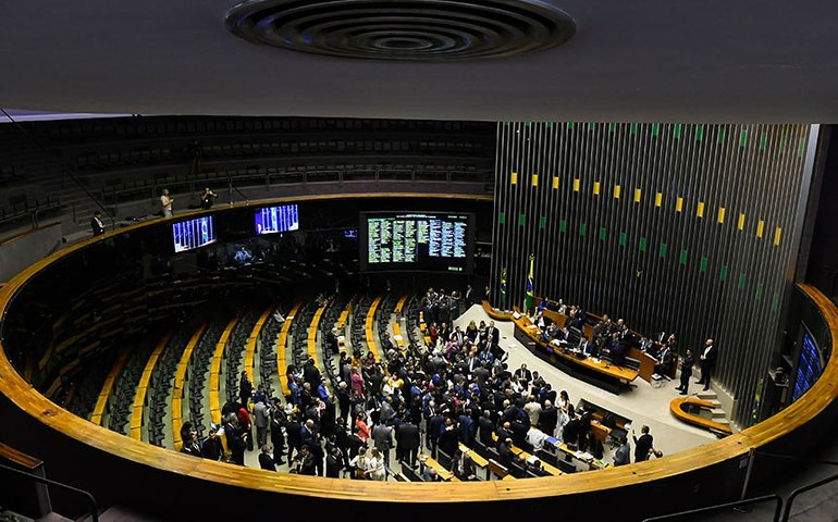 Acordo para atendimento consular de países do Mercosul segue para o Plenário