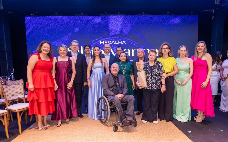 Solenidade da Medalha Silvio Vianna premia 10 novos servidores públicos em Alagoas