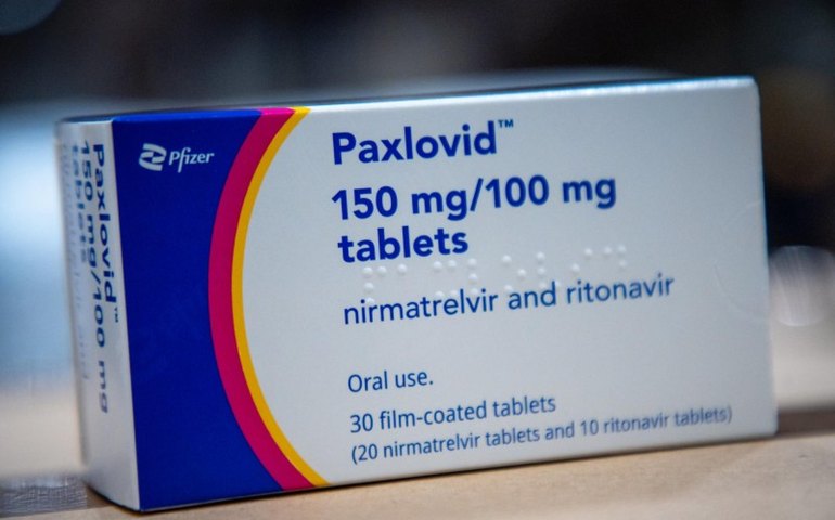 Secretaria de Saúde oferece à população antiviral que auxilia no combate à covid-19