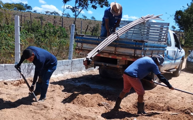 SAAE Penedo amplia rede de abastecimento de água para comunidade Cerquinha de Baixo