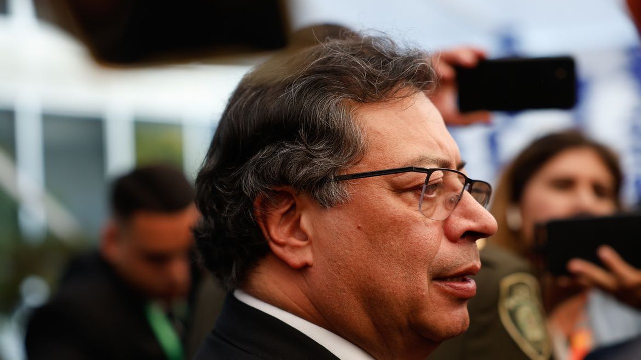 Presidente da Colômbia sugere greve geral após acusar Senado de fraude