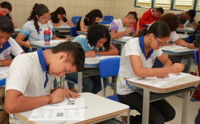 Pré-matrícula de novatos inicia nesta 4ª pela internet e em posto no Maceió Shopping