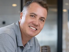 Eduardo Lopes Sandre Divulgação 