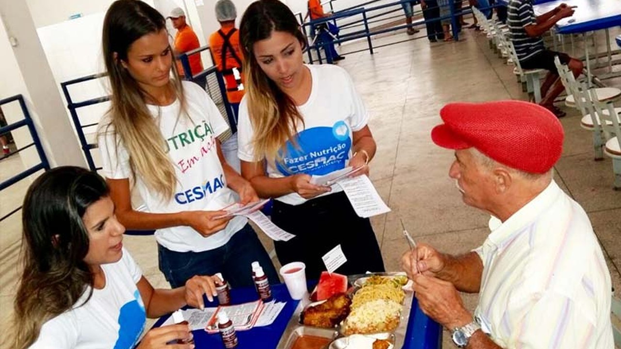 Maceió: Semas promove ação de nutrição no Restaurante Popular