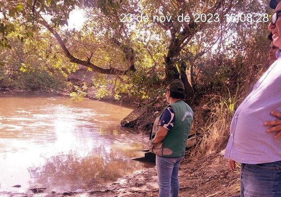 Prefeitura notifica resort por descarte irregular de esgoto no Rio Meirim