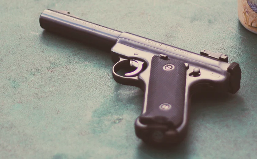 Criança leva tiro acidental enquanto brincava na casa do vizinho na Cidade Universitária