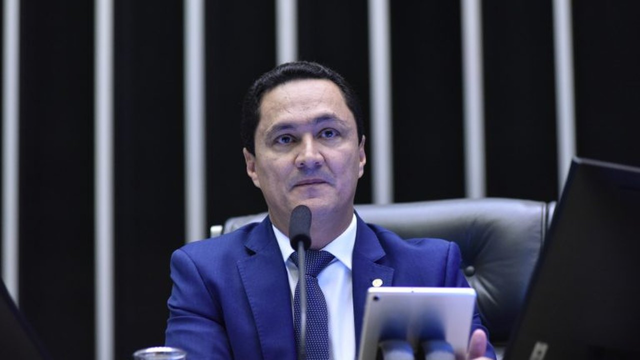 Comissão aprova projeto que exige instalação de hidrômetro individualizado em prédios novos