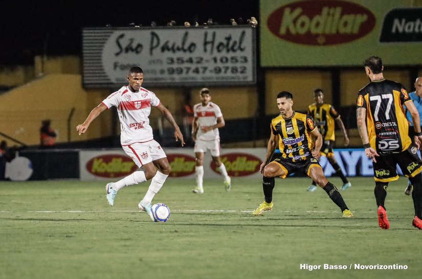 Com gol no último lance, CRB perde para o Novorizontino de virada: 2 a 1
