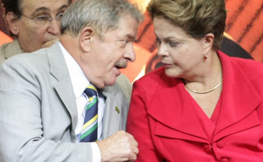 Em evento da CUT, Lula reforça apoio à Dilma Rousseff e pede para que ela &#8216;tente evitar&#8217; a lei da terceirização