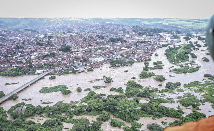 Benefício é dirigido a moradores de cidades afetadas por temporais