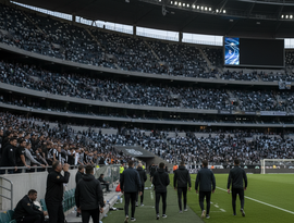Corinthians encerra temporada em casa sem vencer e amplia jejum na Arena