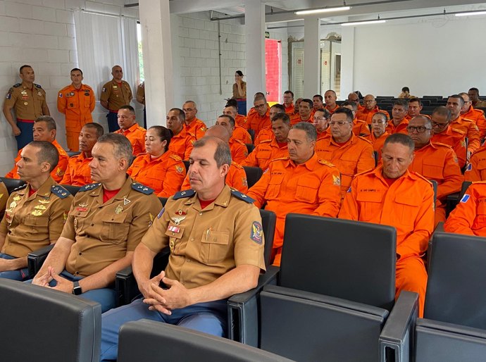 Corpo de Bombeiros promove aula inaugural do Curso de Habilitação de Oficiais Especialistas