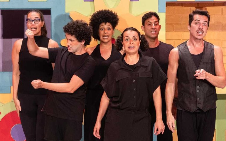 'Família Dindim' mostra como lidar com dinheiro