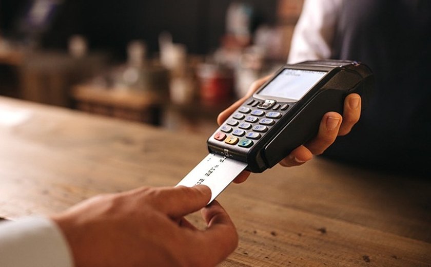 Golpe da taxa de entrega faz vítimas em Alagoas alerta a Polícia Civil