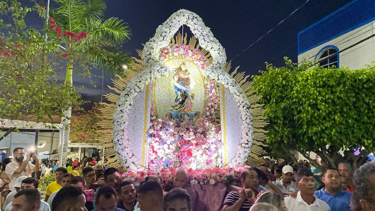 Procissão encerra festa em homenagem a Nossa Senhora do Ó, padroeira de Traipu