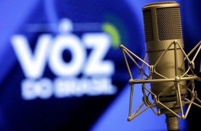Voz do Brasil comemora 90 anos no ar com programação especial