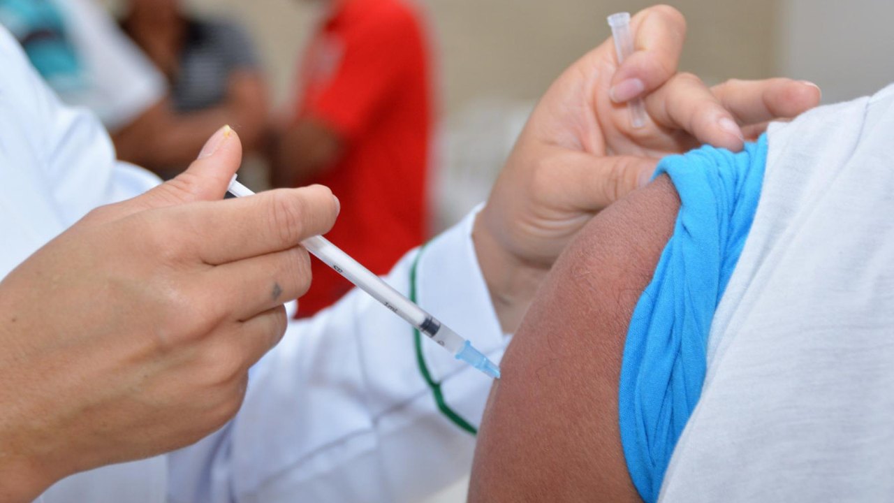 Alagoas já vacinou quase 80% da população com a 1ª dose do imunizante contra a Covid-19